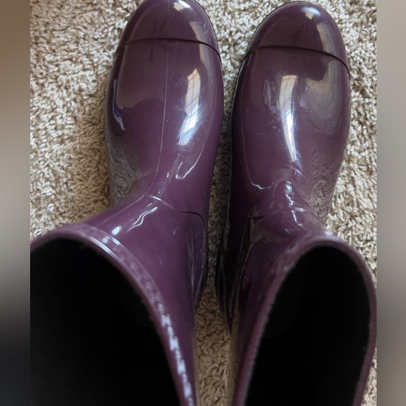 UGG Winter & Rain Boot - Picture 1 of 7